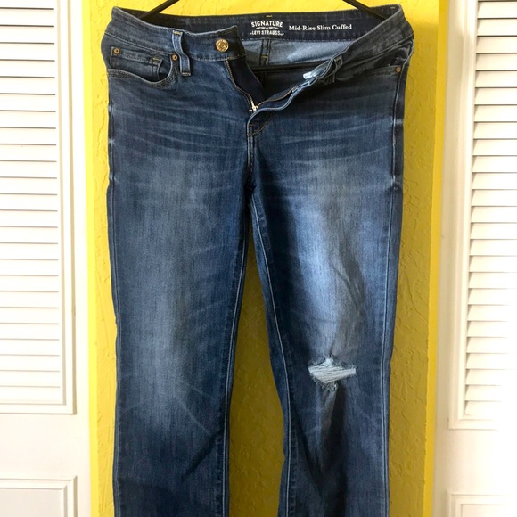 Jeans - Picture 1 of 3